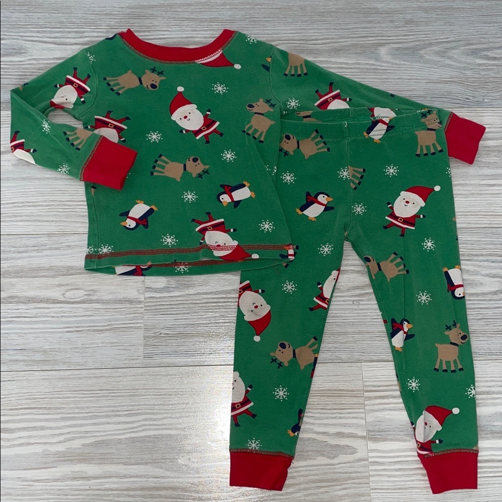 Boys Carter’s Christmas Pajama Set 2T Green Red